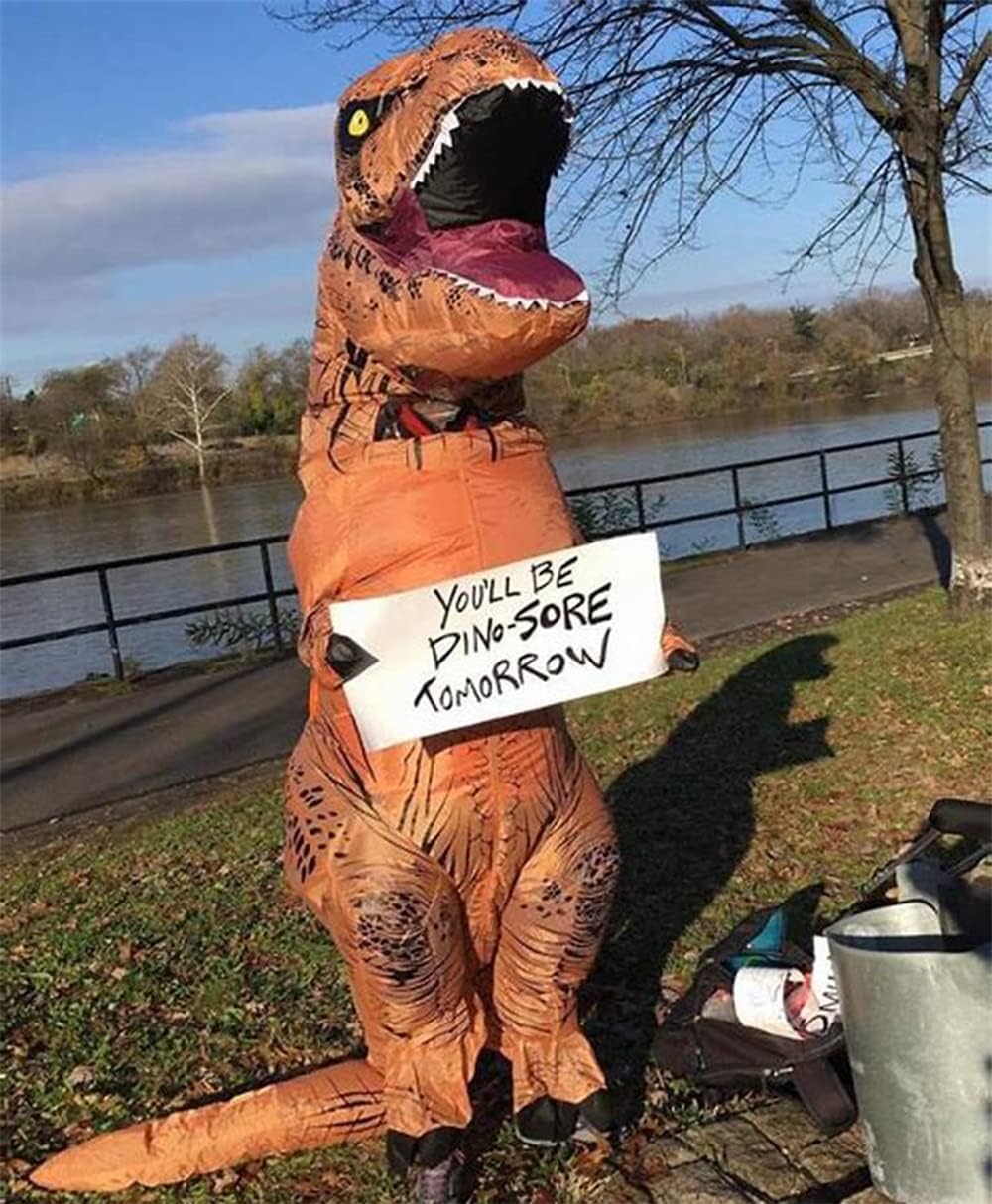 T-Rex Felfújható Dinoszaurusz Jelmez Felnőtteknek - Barna - Image 5